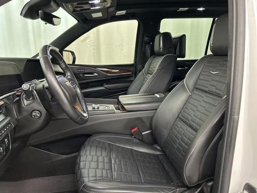 2023 Cadillac Escalade Sport Platinum