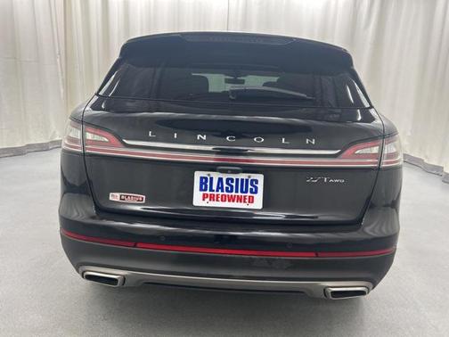 2019 Lincoln Nautilus Black Label