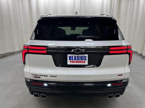 2025 Chevrolet Traverse RS
