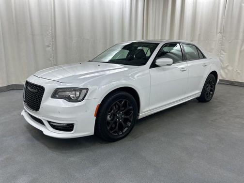 2023 Chrysler 300 Touring