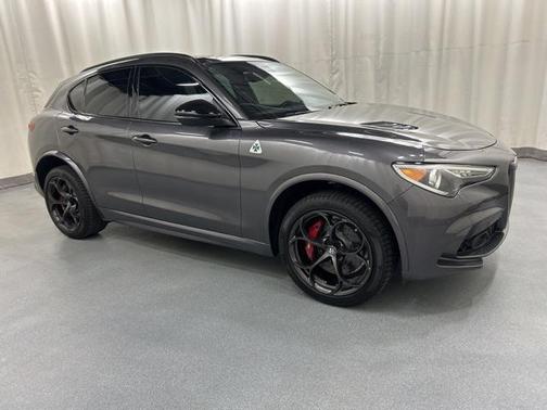 2022 Alfa Romeo Stelvio Quadrifoglio