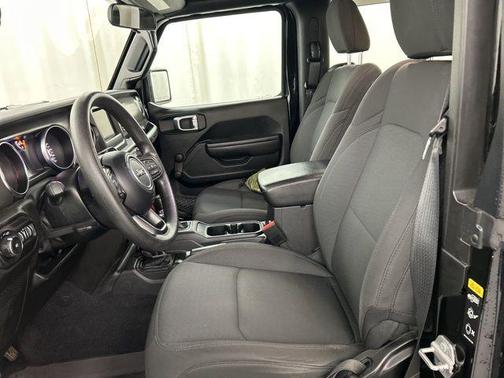 2022 Jeep Wrangler Sport