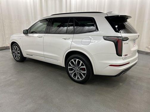 Crystal White Tricoat 2023 Cadillac XT6 Sport AWD