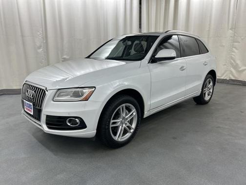 2017 Audi Q5 2.0T Premium Plus