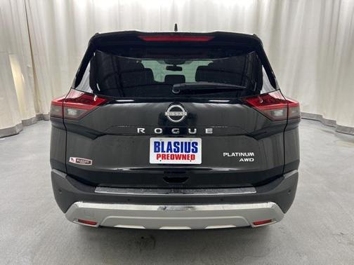 2022 Nissan Rogue Platinum