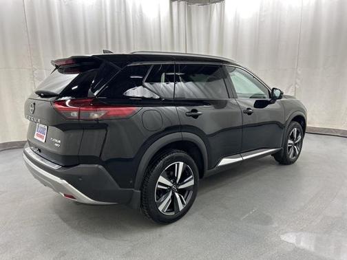 2022 Nissan Rogue Platinum