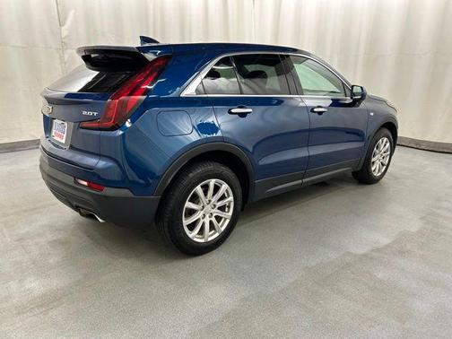 Atlantic Metallic 2019 Cadillac XT4 Luxury