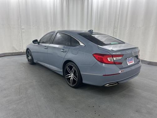 2022 Honda Accord Touring 2.0T