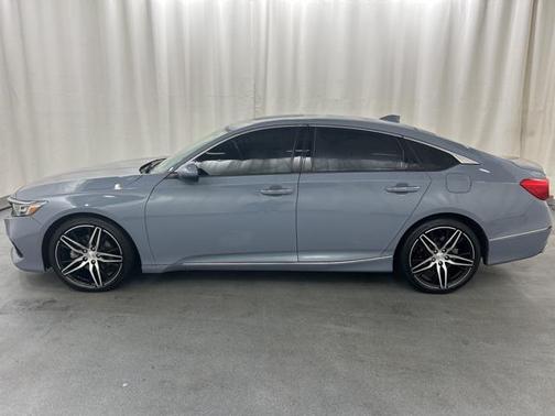 2022 Honda Accord Touring 2.0T