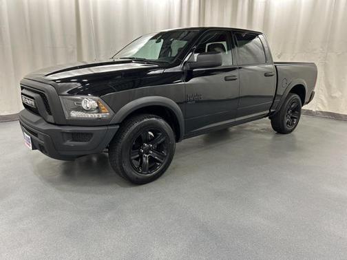 2024 RAM 1500 Classic Warlock Crew Cab 4x4 5'7' Box