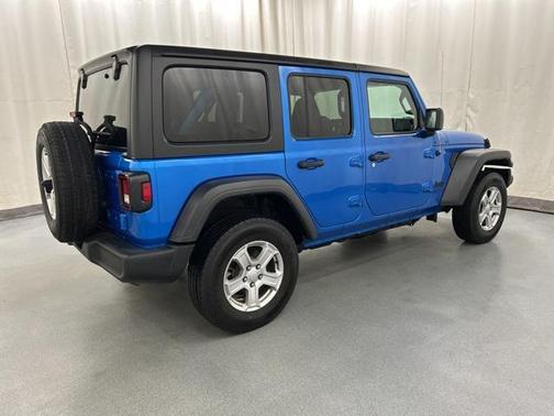 2022 Jeep Wrangler Unlimited Sport