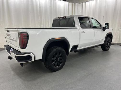 2024 GMC Sierra 2500 AT4