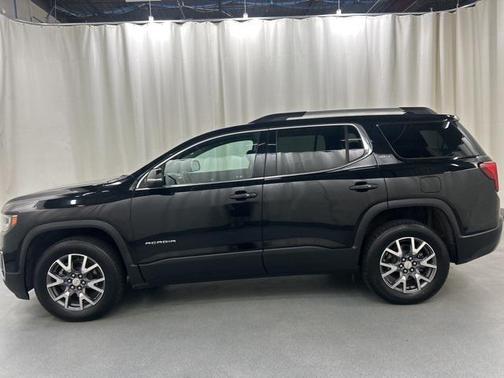 2023 GMC Acadia AWD SLT