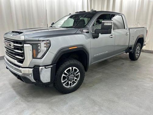 Sterling Metallic 2024 GMC Sierra 2500 SLT