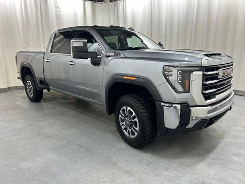 Sterling Metallic 2024 GMC Sierra 2500 SLT