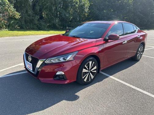 2022 Nissan Altima 2.5 SL