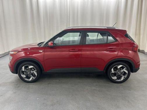 2023 Hyundai VENUE Limited