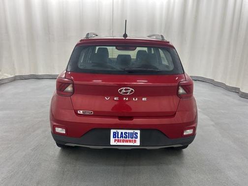 2023 Hyundai VENUE Limited