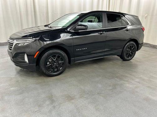 Mosaic Black Metallic 2024 Chevrolet Equinox 1LT