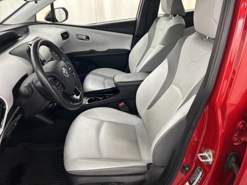 2022 Toyota Prius Prime XLE