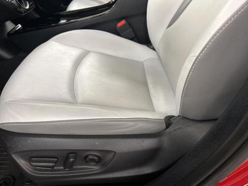2022 Toyota Prius Prime XLE
