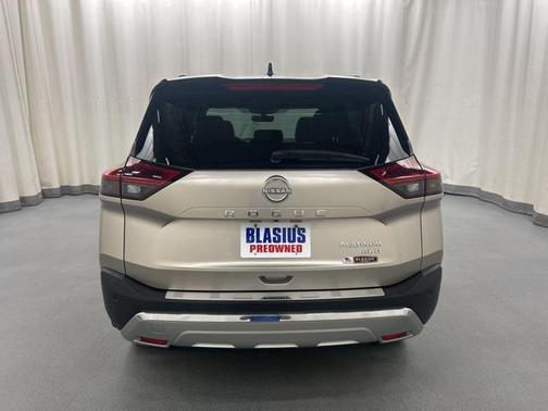 2022 Nissan Rogue Platinum