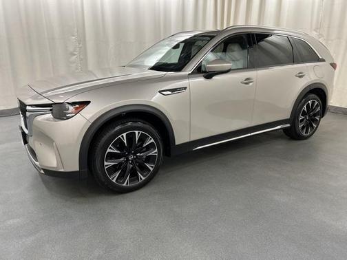 2024 Mazda CX-90 PHEV Premium Plus