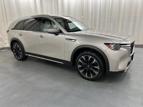 2024 Mazda CX-90 PHEV Premium Plus