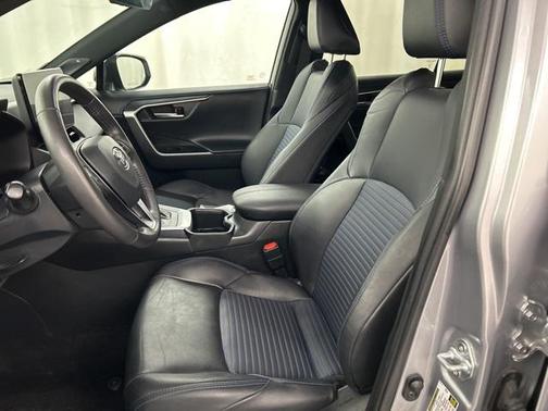 2023 Toyota RAV4 Hybrid SE