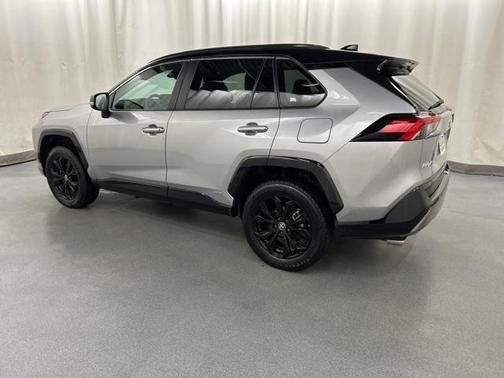 2023 Toyota RAV4 Hybrid SE