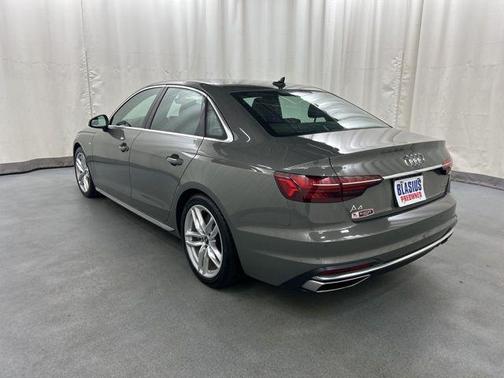2023 Audi A4 45 S line Premium Plus