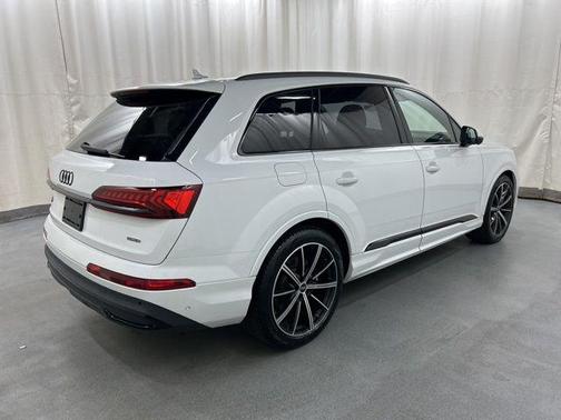 2022 Audi Q7 55 Prestige