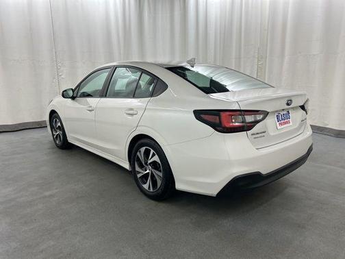 Crystal White Pearl 2023 Subaru Legacy Premium