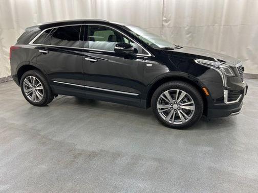 Stellar Black Metallic 2024 Cadillac XT5 Premium Luxury