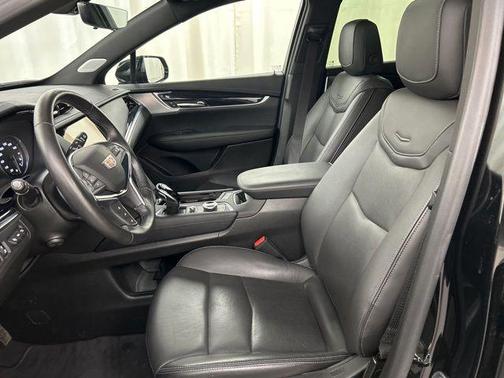 Stellar Black Metallic 2024 Cadillac XT5 Premium Luxury