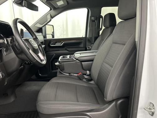 2024 GMC Sierra 3500 SLE