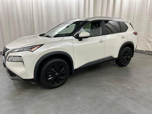 Pearl White Tricoat 2023 Nissan Rogue SV
