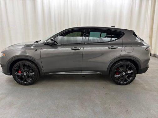 Gray Cray 2024 Dodge Hornet R/T EAWD