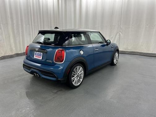 2022 MINI Hardtop Cooper S