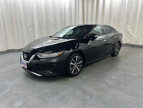 Super Black 2023 Nissan Maxima SL