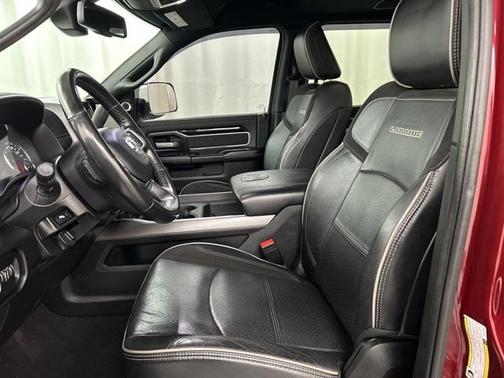 2022 RAM 3500 Laramie Crew Cab 4x4 8' Box