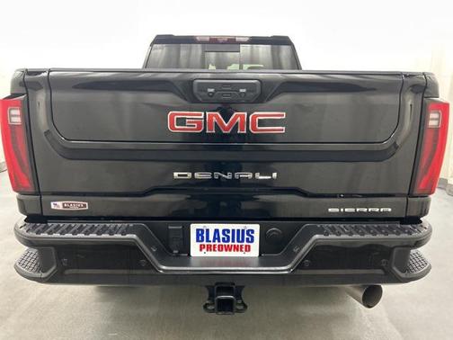 2024 GMC Sierra 2500 Denali
