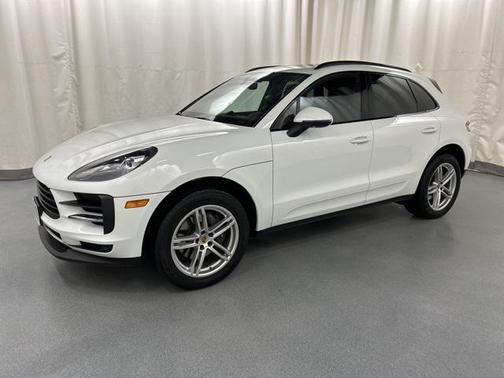 2021 Porsche Macan Base