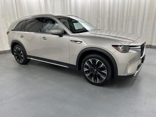 2024 Mazda CX-90 PHEV Premium Plus