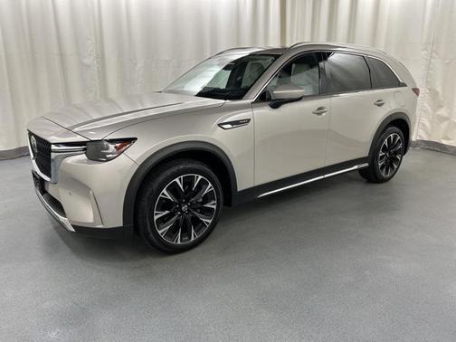 2024 Mazda CX-90 PHEV Premium Plus
