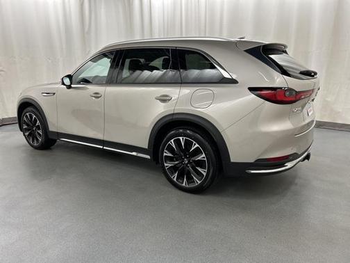 2024 Mazda CX-90 PHEV Premium Plus