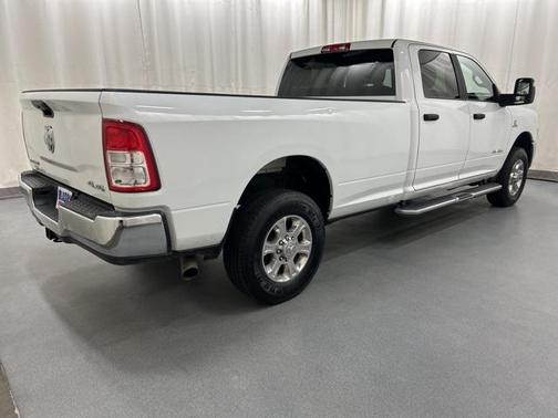 2024 RAM 3500 Big Horn Crew Cab 4x4 8' Box