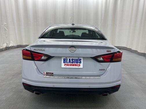 2023 Nissan Altima SR Intelligent AWD