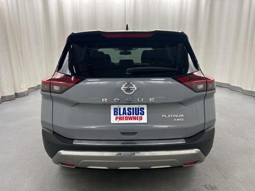 2021 Nissan Rogue Platinum