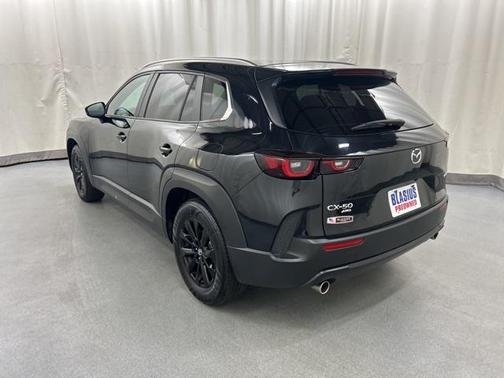 2024 Mazda CX-50 2.5 S Preferred